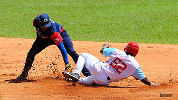 Juego de béisbol