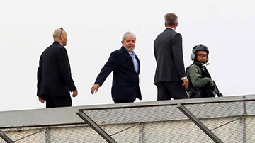 Lula sale de prisión 
