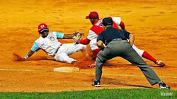 Juego de béisbol