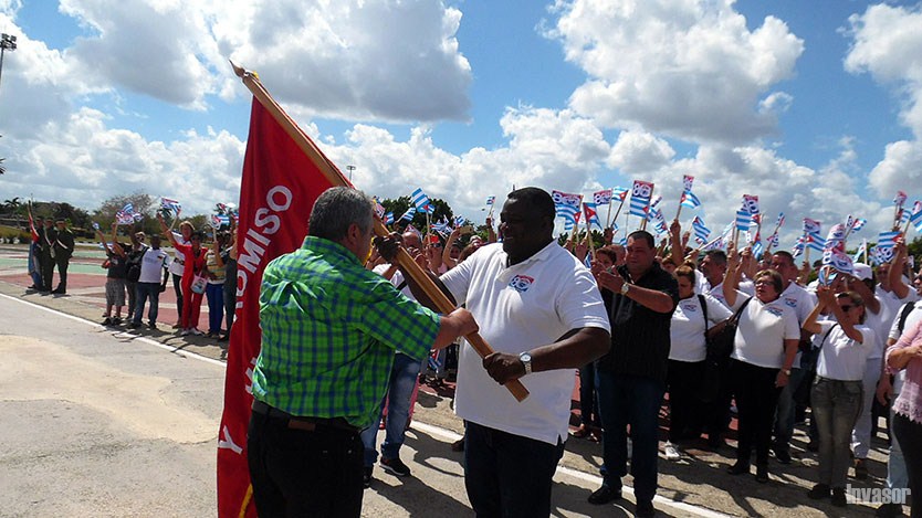 Abanderada delegación al congreso de la CTC