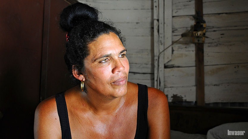 María