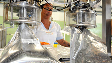 Mujer en la producción