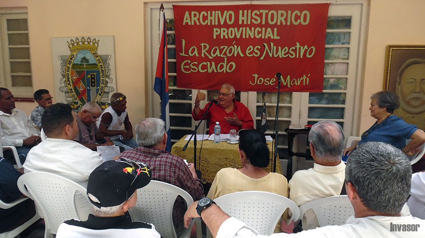 Personas reunidas