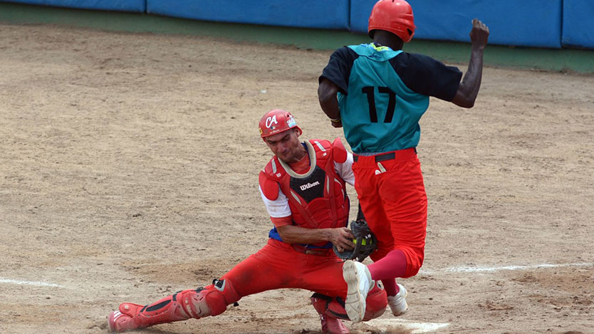 Juego softbol