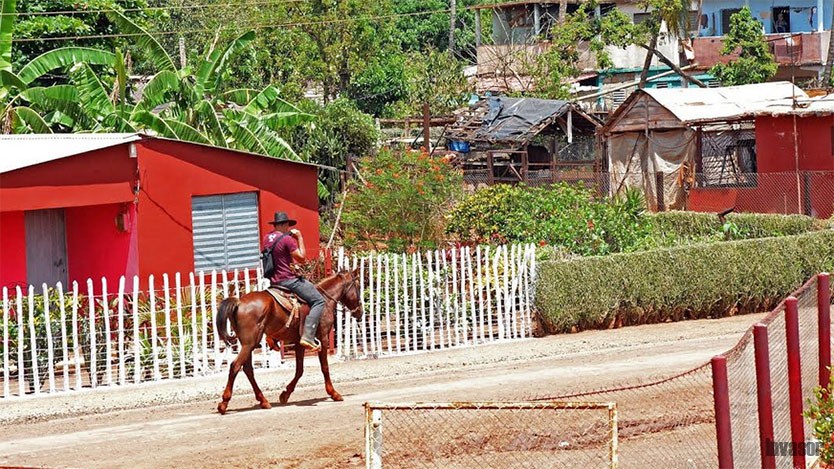 Hombre a caballo