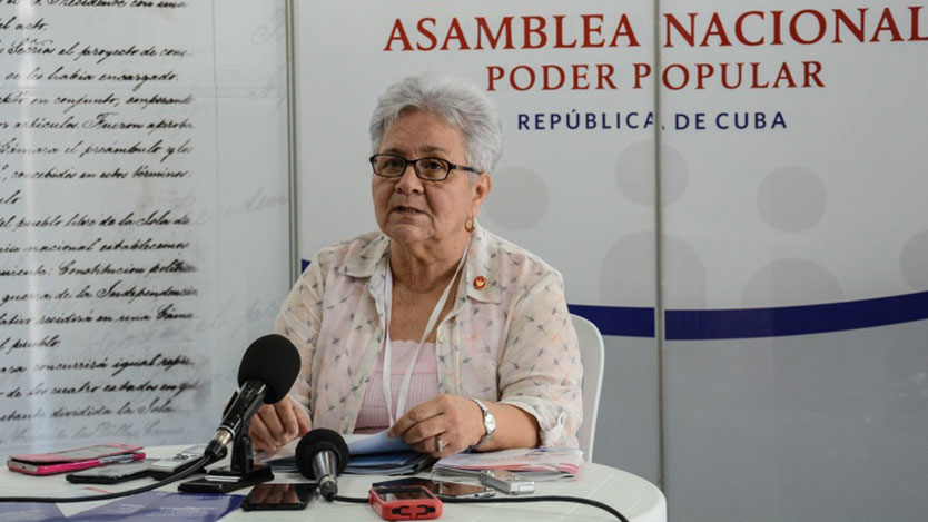 Gladys Bejerano 