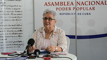 Gladys Bejerano 