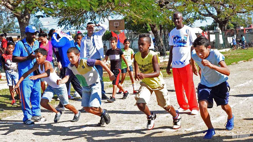 Niños jugando