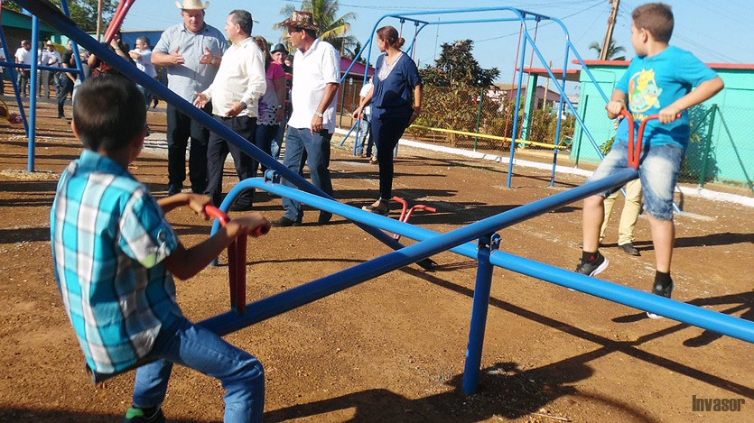 Niños jugando