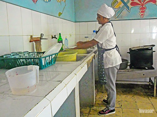 Mujer cocinando