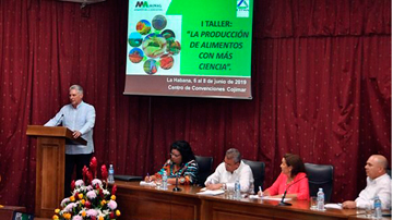 Miguel Díaz-Canel 