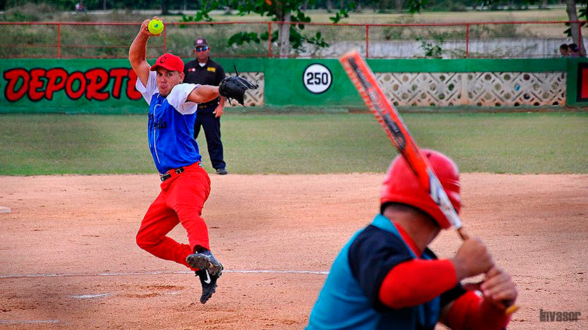 Softbol, jugadores