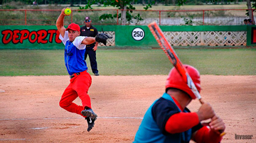 Softbol, jugadores