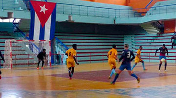Juego de fútbol sala