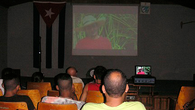Sala televisión, verano