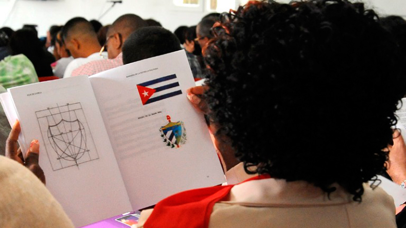 Símbolos, leyes