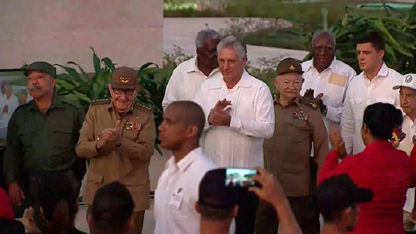 Diaz-Canel y Raúl Castro