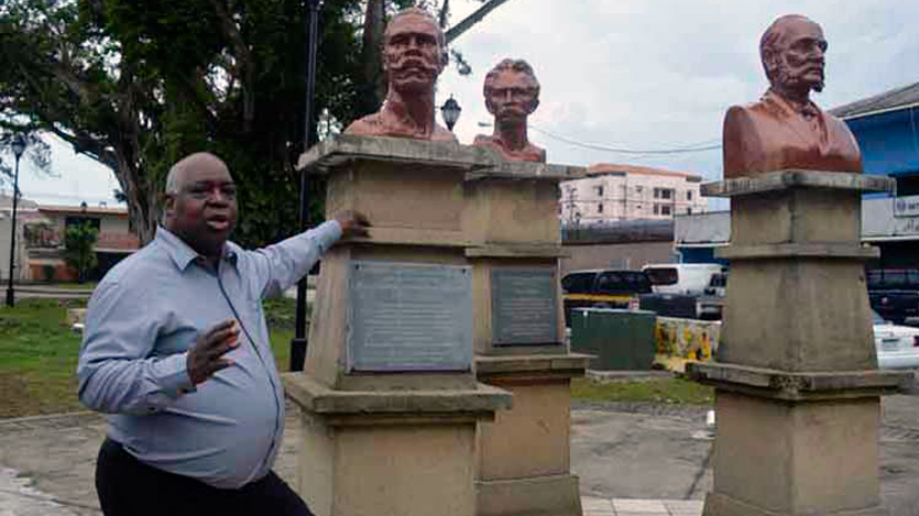 Estatua de Maceo, Luis Powell