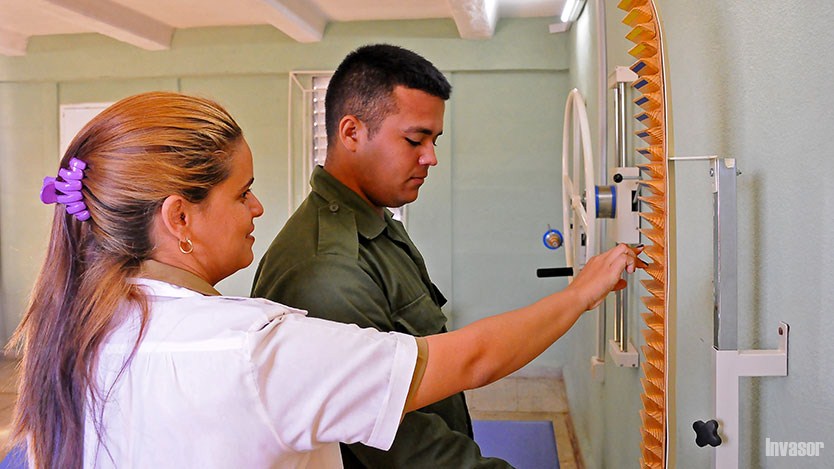 Atención médica a los jóvenes en el servicio militar