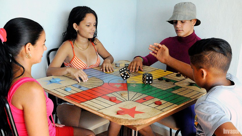 Jóvenes, juego, verano