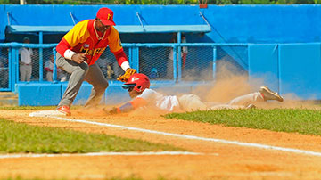 Juego de béisbol