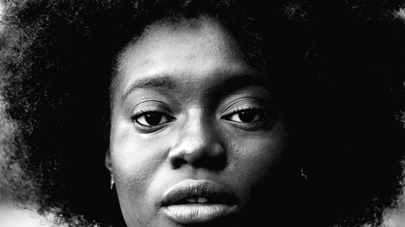 Negra, afro