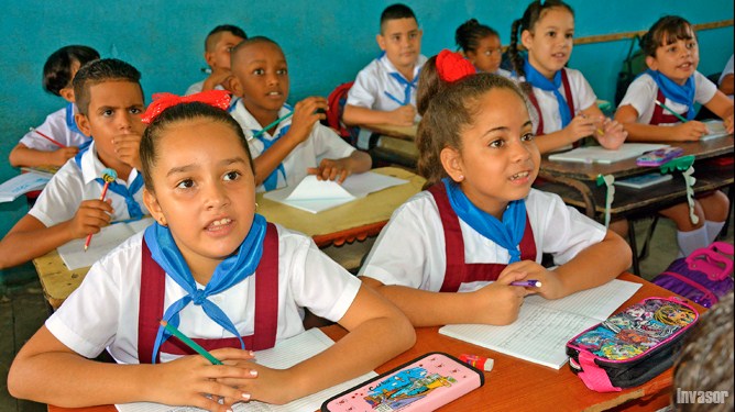 Alumnos, escuela primaria