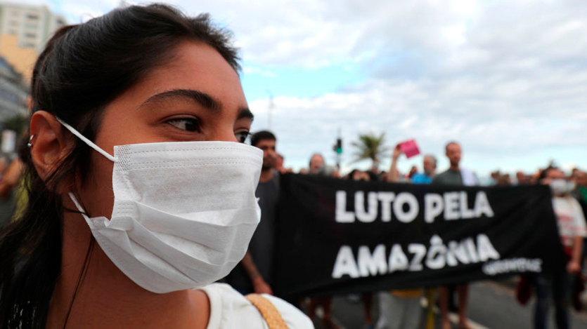 Jóvenes brasileños, marcha