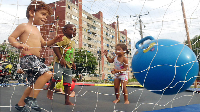 Niños jugando
