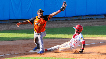 Juego de béisbol