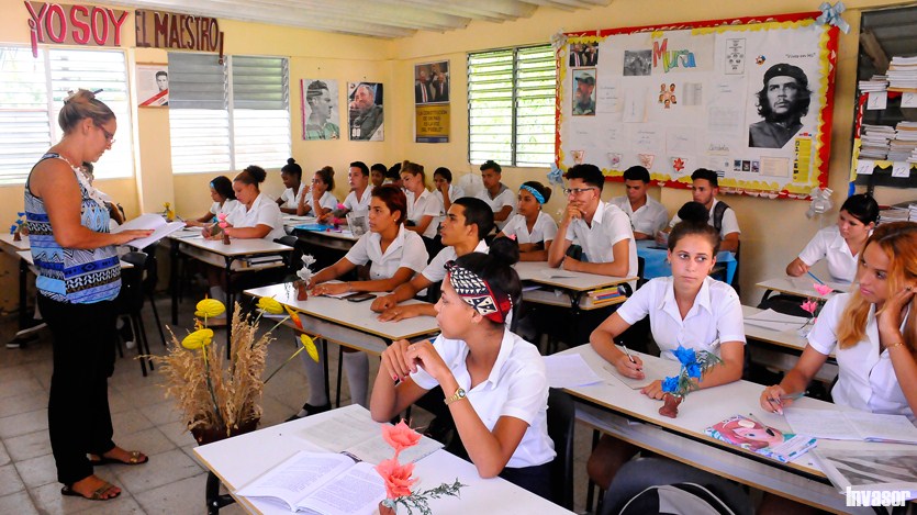 Maestra, alumnos