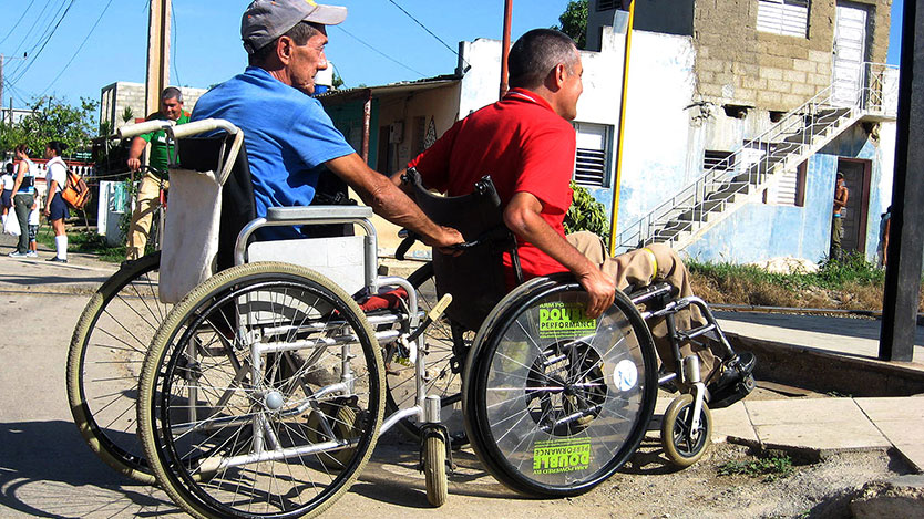 Personas con Discapacidad Físico-Motoras
