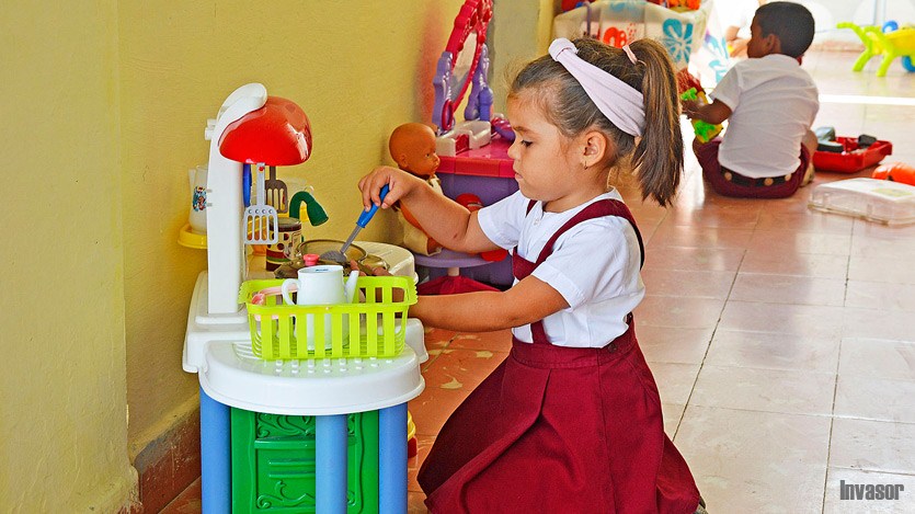 Niños en la escuela
