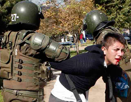 joven golpeado