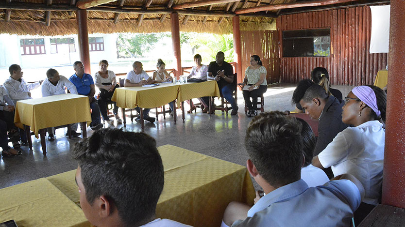 jóvenes avileños