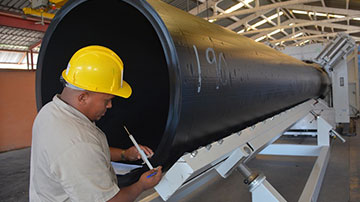 Trabajador empresa Ciegoplast 