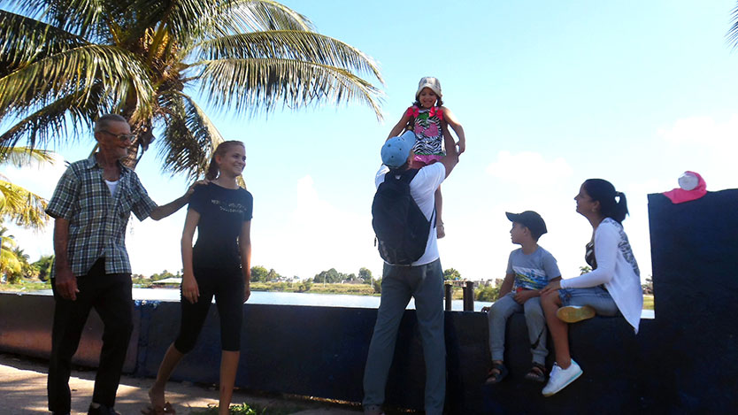 Familia