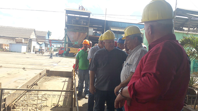 Recorre viceprimer Ministro Tapia Fonseca industria azucarera