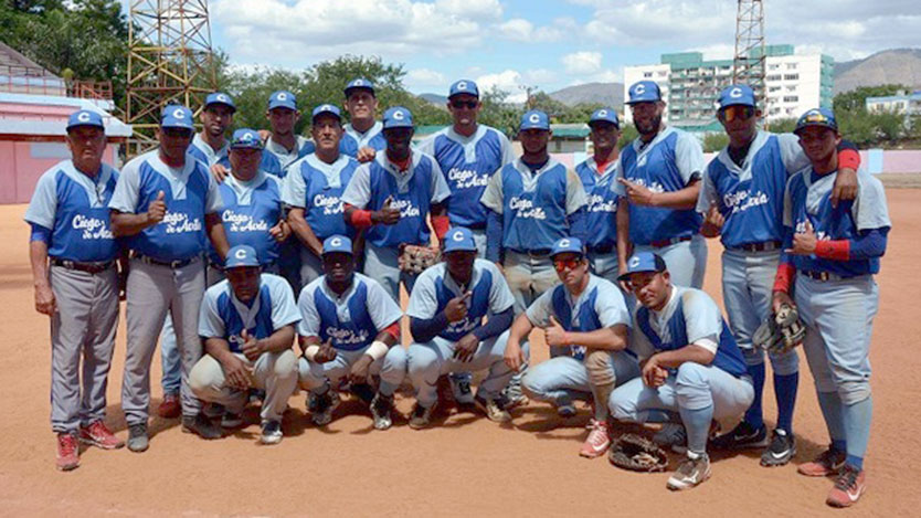 Equipo de sofbol