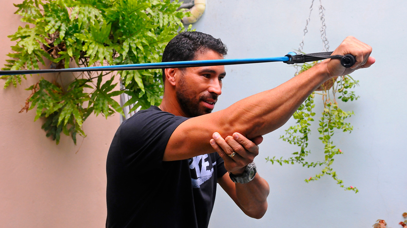 Alain Román, entrenamiento