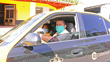chofer de taxi