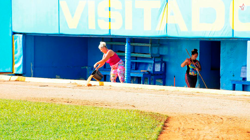 Dogout Estadio JR Cepero
