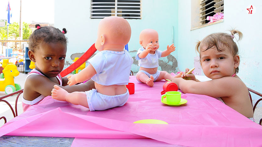 Niñas jugando