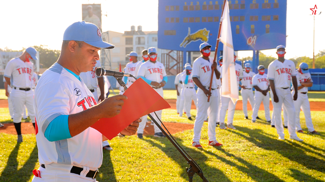 Abanderamiento de Los Tigres