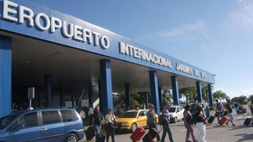 aeropuerto jardines del rey