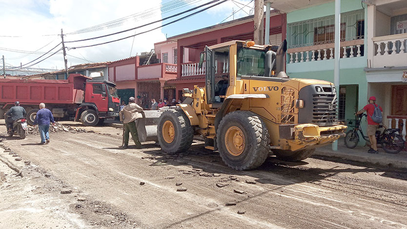 reparación de la calle Martí en Morón
