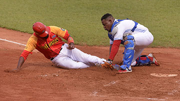 Juego de béisbol