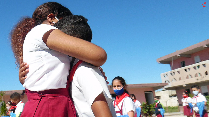 Eduación primaria, pañoleta