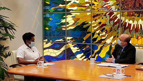  mesa redonda