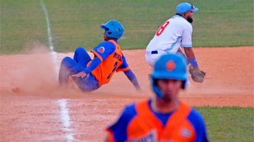 Juego de béisbol